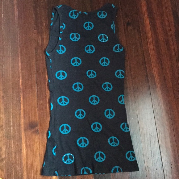 Tops - Long peace tank top